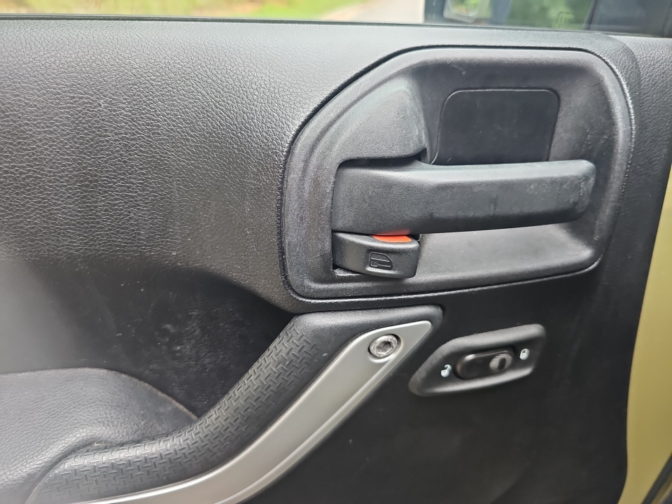 Used 2013 Jeep Wrangler Unlimited SUV