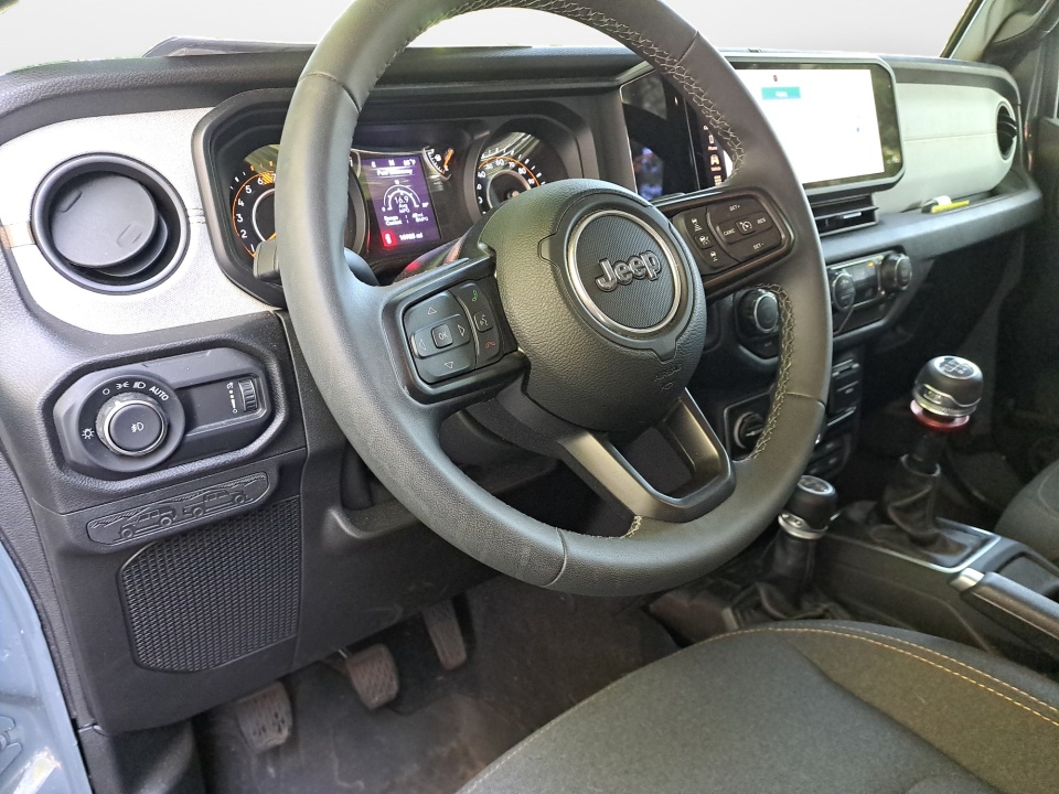 Used 2025 Jeep Wrangler SUV
