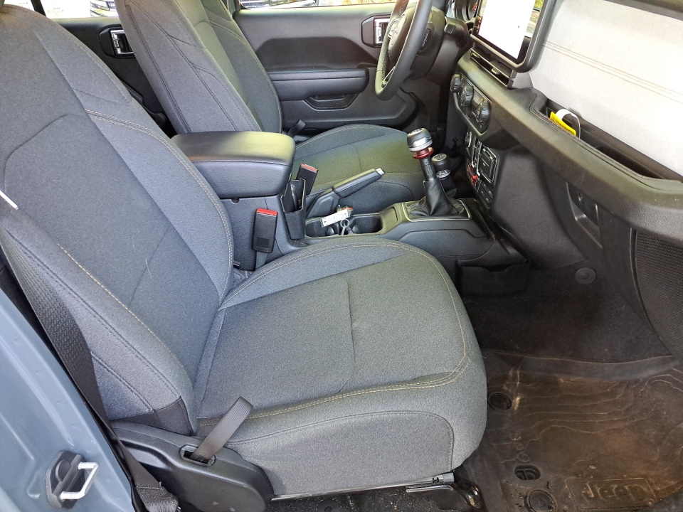 Used 2025 Jeep Wrangler SUV