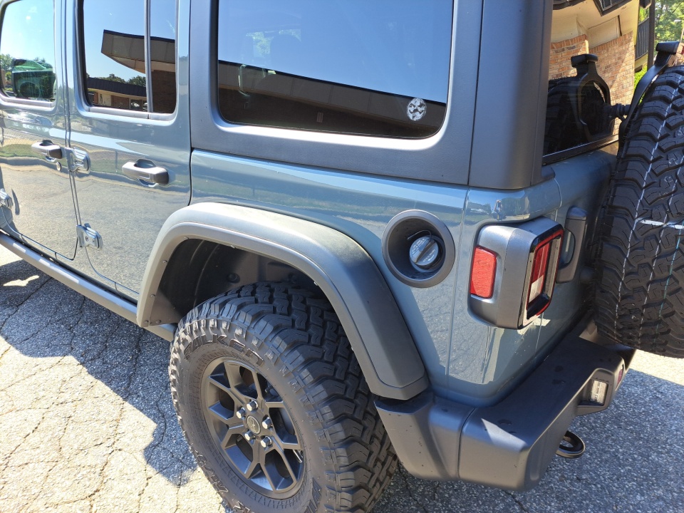 Used 2025 Jeep Wrangler SUV