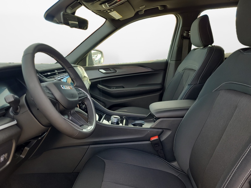 1C4RJHAG9SC356818 2025 Jeep Grand Cherokee Laredo X 4x4