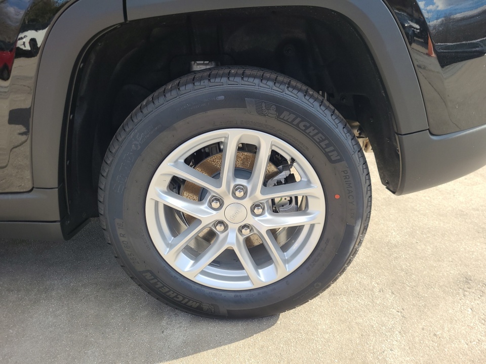 1C4RJHAG9SC356818 2025 Jeep Grand Cherokee Laredo X 4x4