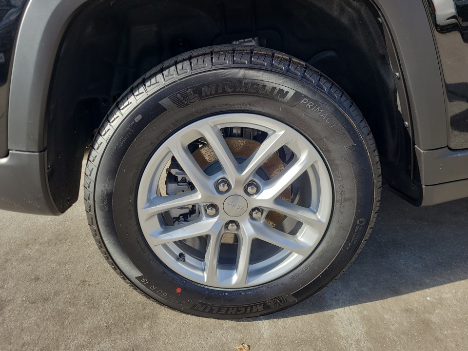 1C4RJHAG9SC356818 2025 Jeep Grand Cherokee Laredo X 4x4