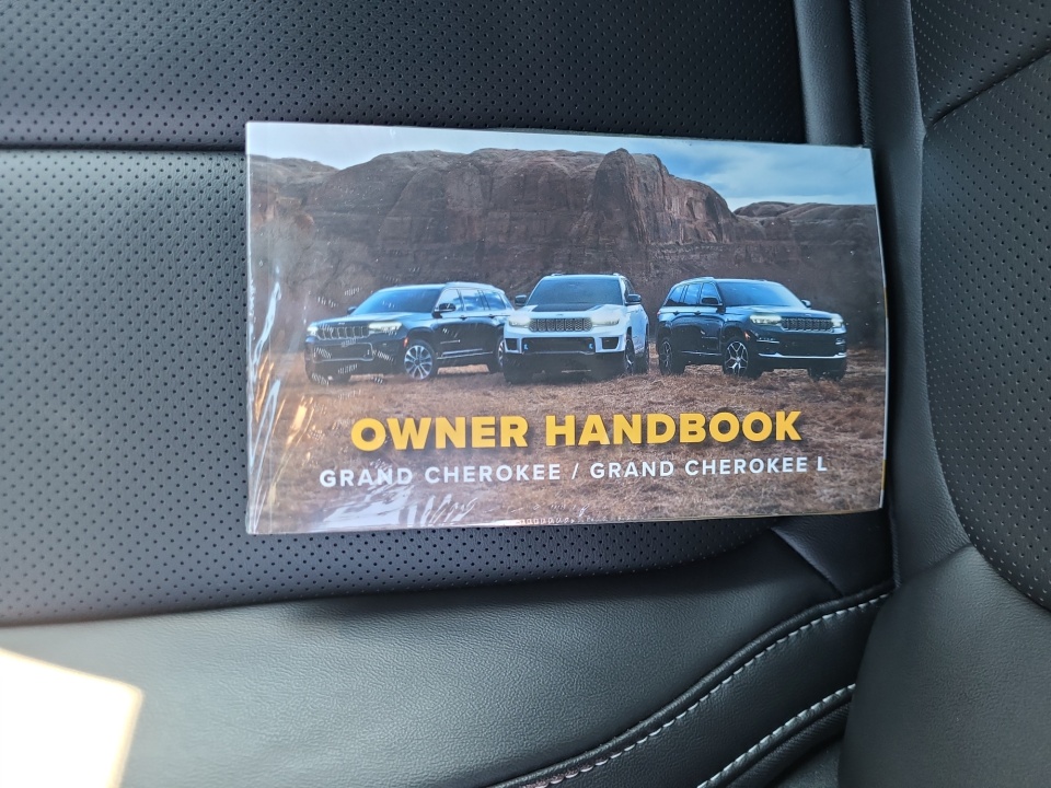 1C4RJHBG0S8751827 2025 Jeep Grand Cherokee Limited 4x4