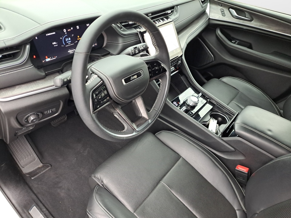 Used 2023 Jeep Grand Cherokee SUV