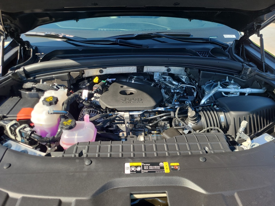 1C4RJKAR9T8574969 2026 Jeep Grand Cherokee L Altitude 4x4