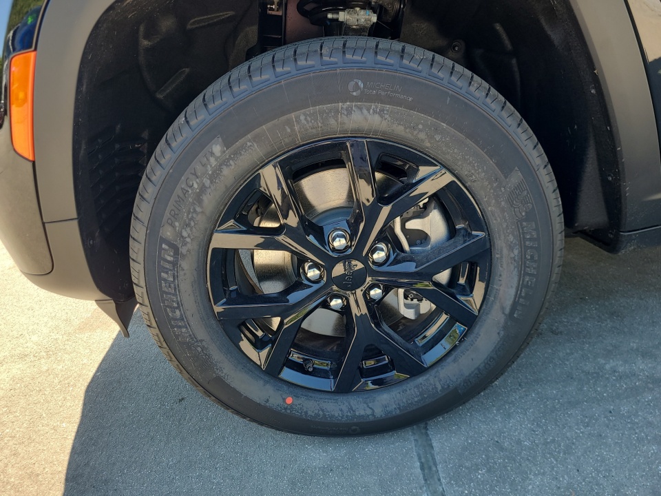 1C4RJKAR9T8574969 2026 Jeep Grand Cherokee L Altitude 4x4