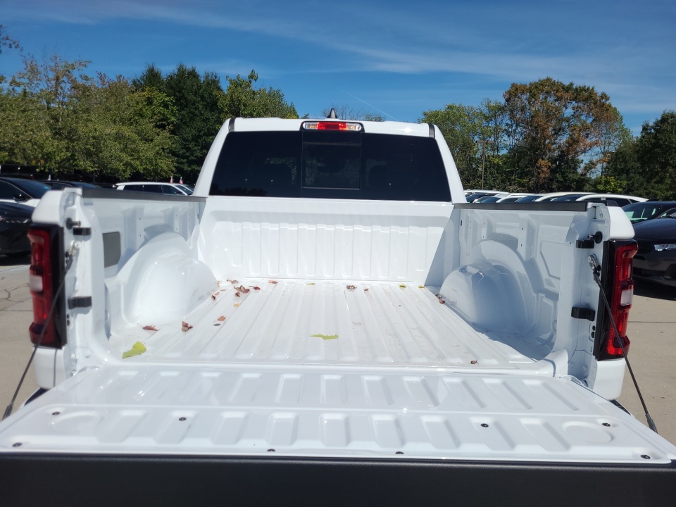 1C6SRFFT2TN210519 2026 Ram 1500 Big Horn Crew Cab 4x4 5'7" Box