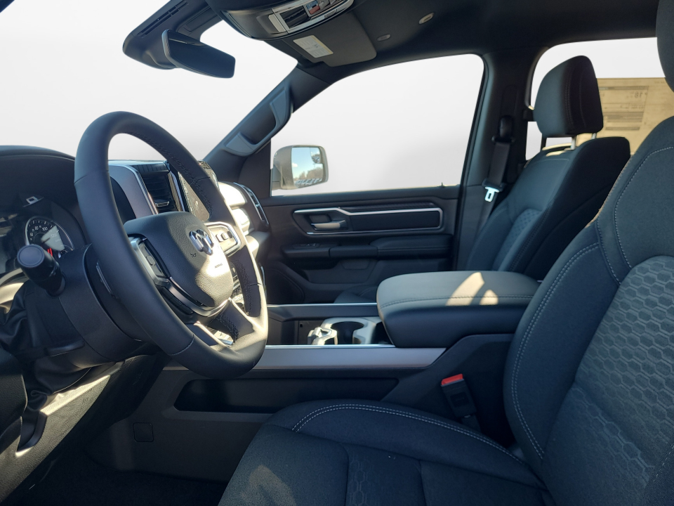 1C6SRFFT2TN305579 2026 Ram 1500 Big Horn Crew Cab 4x4 5'7" Box