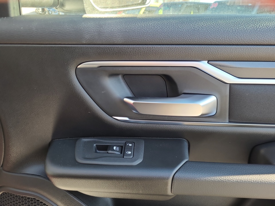 1C6SRFFT2TN305579 2026 Ram 1500 Big Horn Crew Cab 4x4 5'7" Box