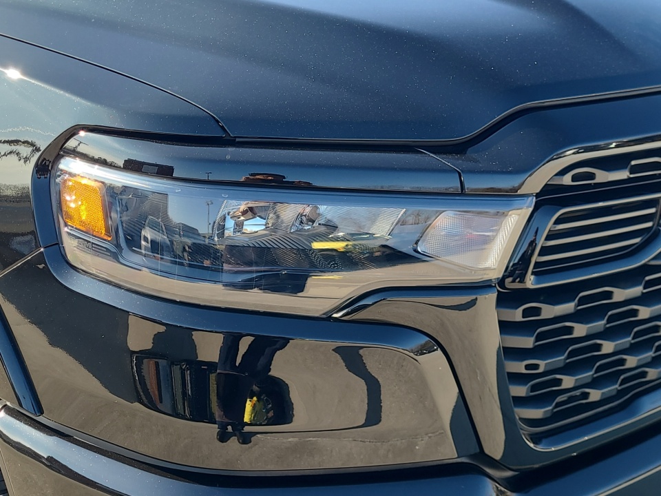 1C6SRFFT5TN186913 2026 Ram 1500 Big Horn Crew Cab 4x4 5'7" Box