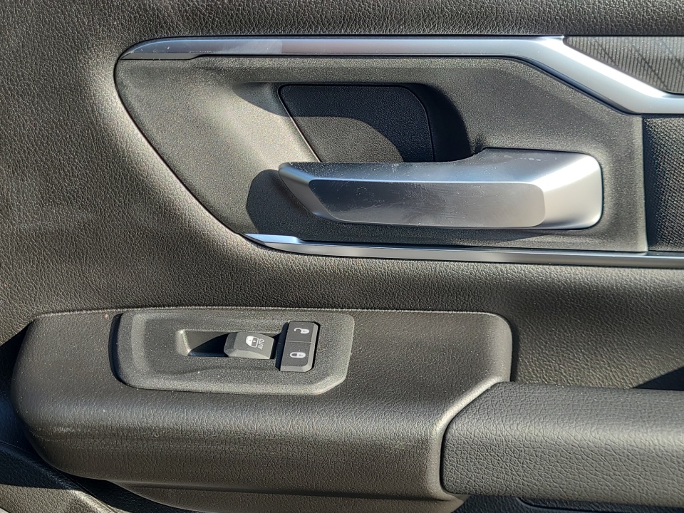 1C6SRFFT5TN186913 2026 Ram 1500 Big Horn Crew Cab 4x4 5'7" Box