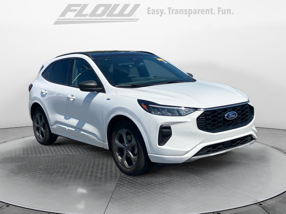White 2023 Ford Escape SUV / Crossover Front-Wheel Drive Automatic