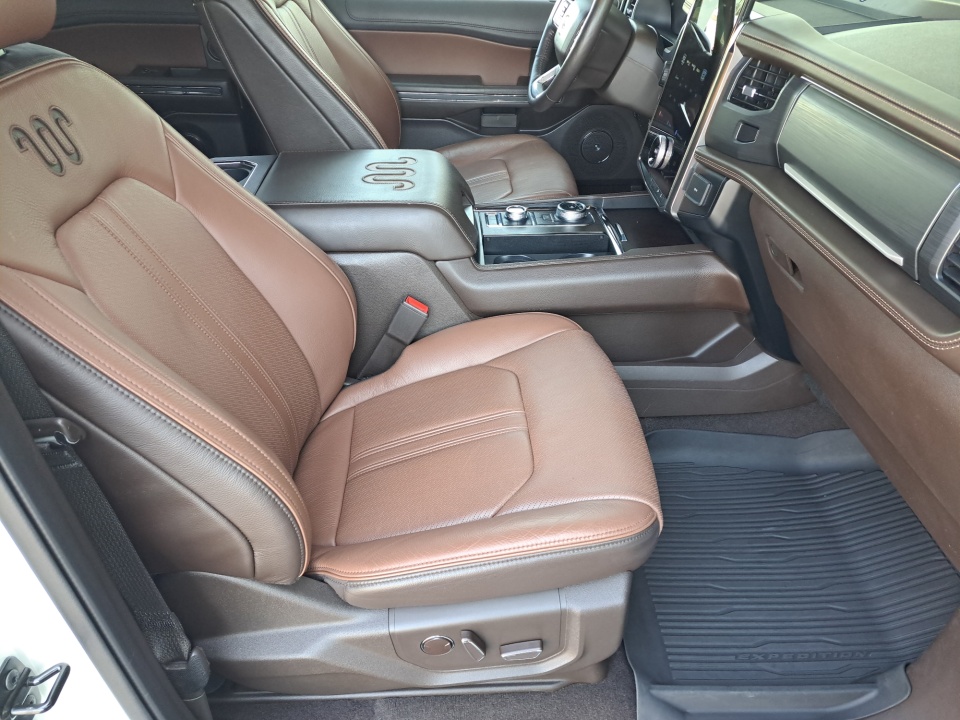 Used 2024 Ford Expedition SUV