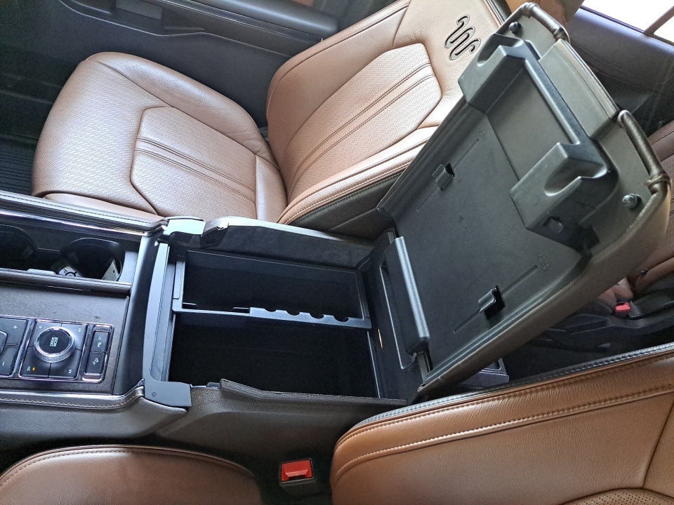 Used 2024 Ford Expedition SUV