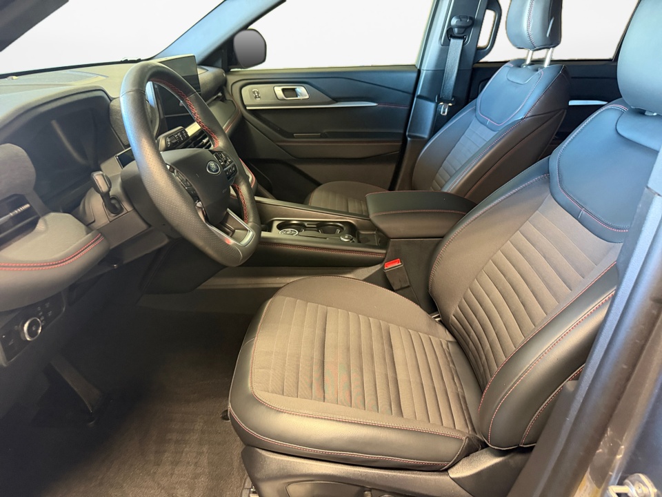 Used 2026 Ford Explorer SUV