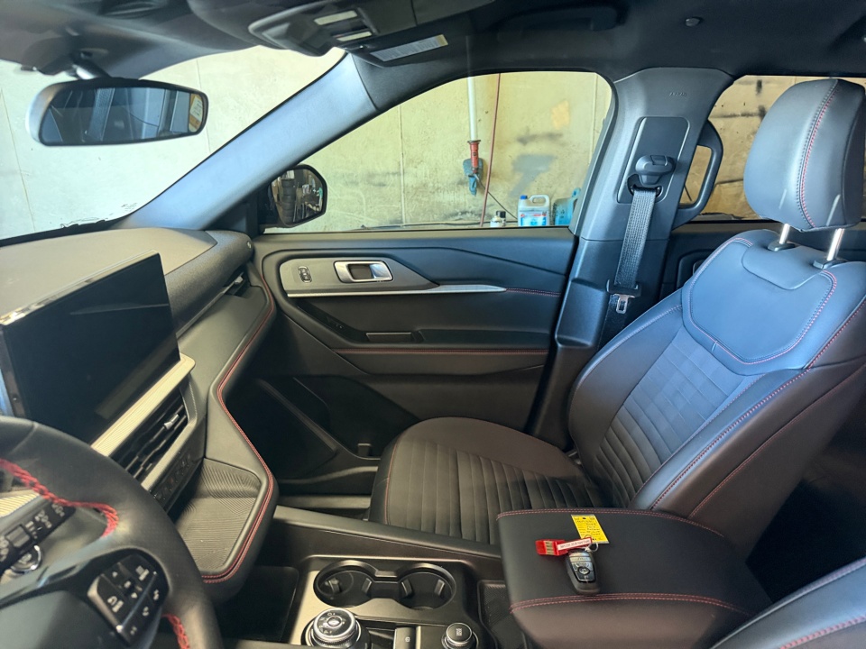 Used 2026 Ford Explorer SUV