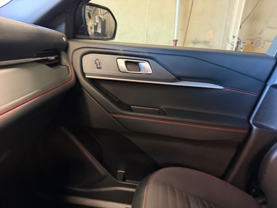 Used 2026 Ford Explorer SUV