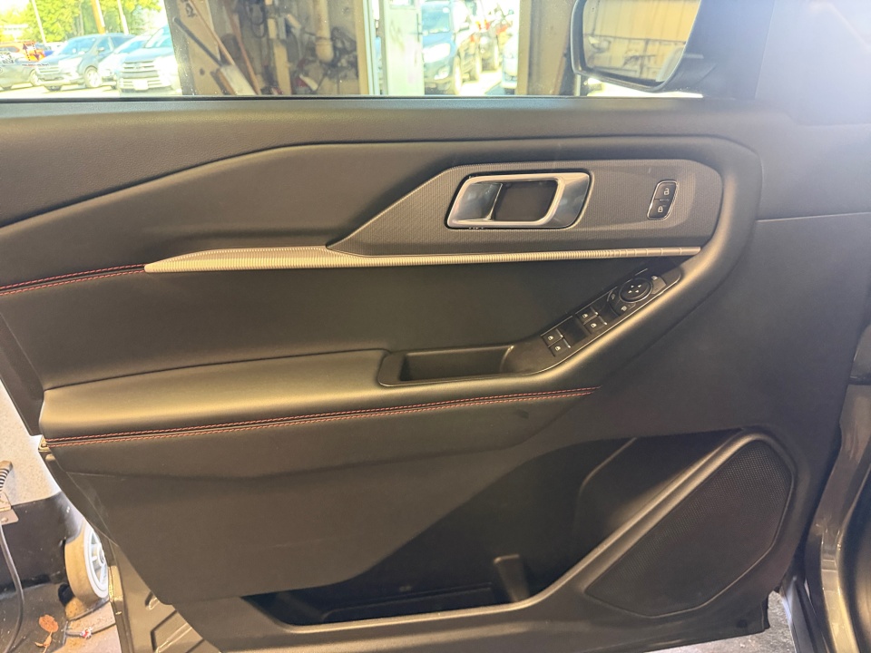 Used 2026 Ford Explorer SUV