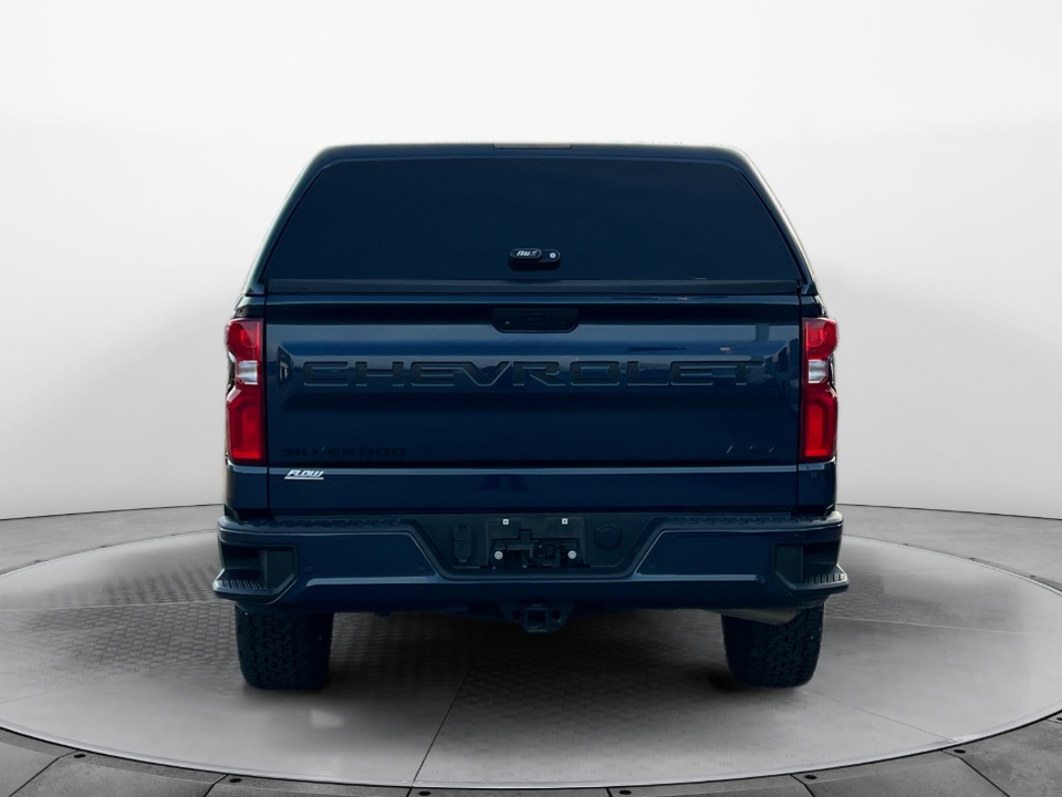 1GCUYEED8MZ274731 2021 Chevrolet Silverado 1500 4WD Crew Cab Short Bed RST