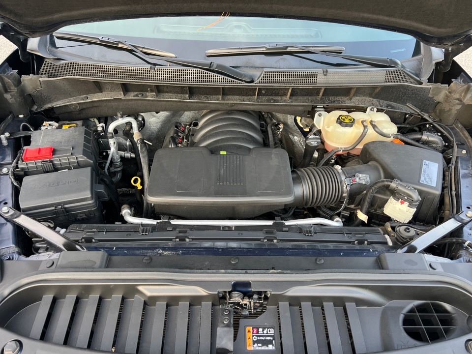 1GCUYEED8MZ274731 2021 Chevrolet Silverado 1500 4WD Crew Cab Short Bed RST