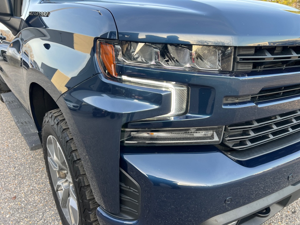 1GCUYEED8MZ274731 2021 Chevrolet Silverado 1500 4WD Crew Cab Short Bed RST