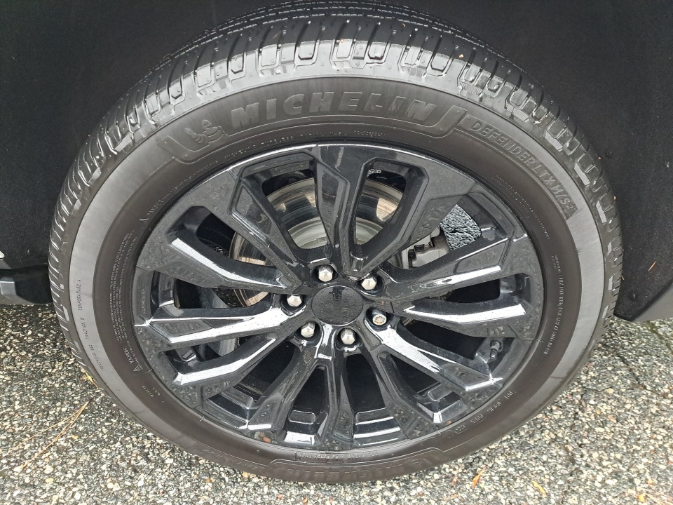 Used 2021 GMC Yukon XL SUV