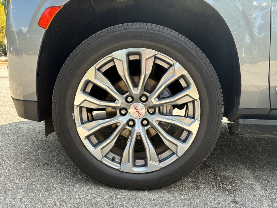 Used 2021 GMC Yukon XL SUV