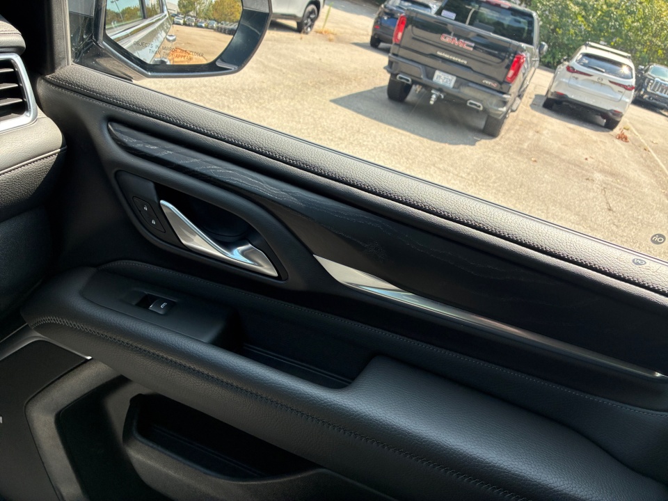 Used 2021 GMC Yukon XL SUV