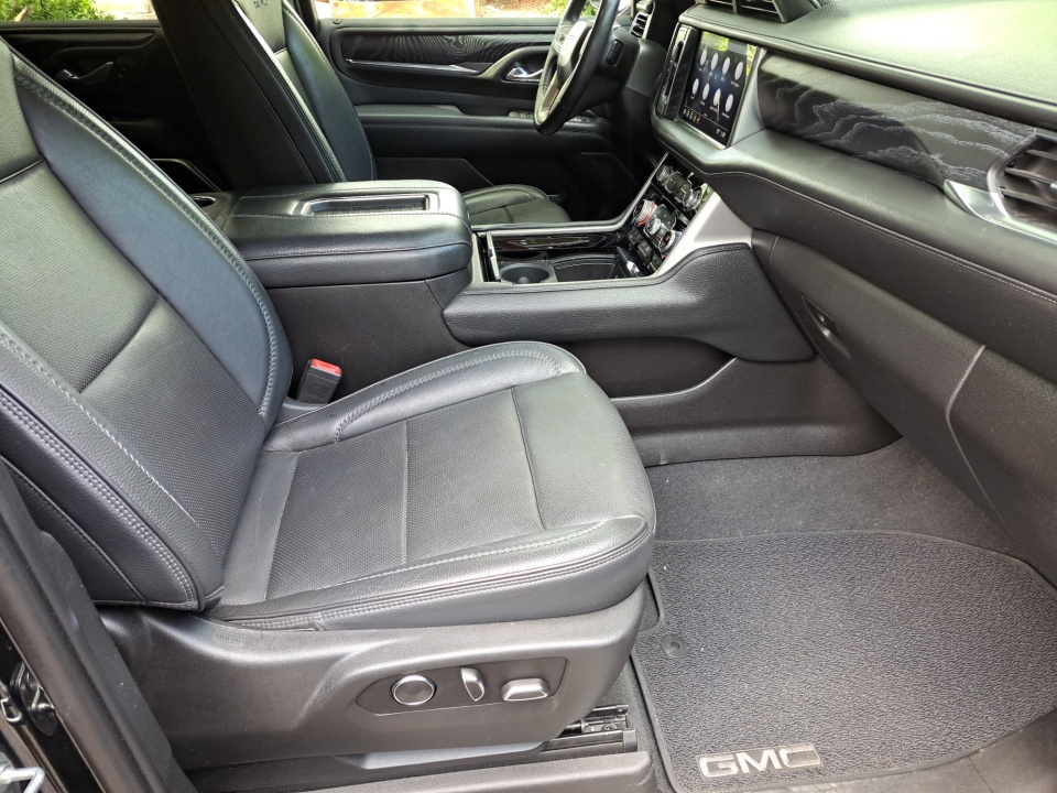 Used 2021 GMC Yukon XL SUV