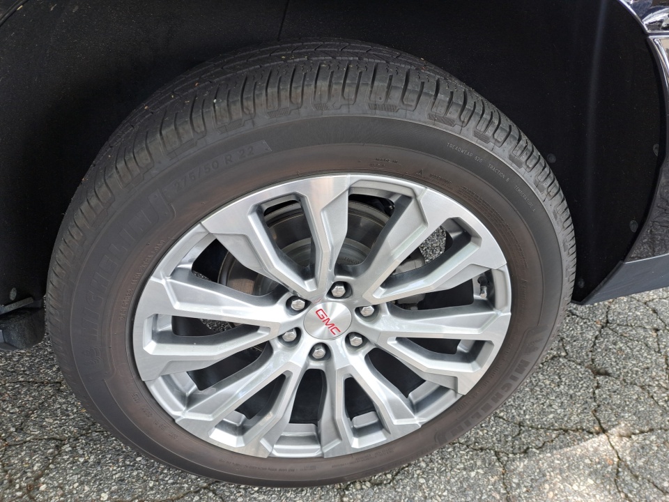 Used 2021 GMC Yukon XL SUV