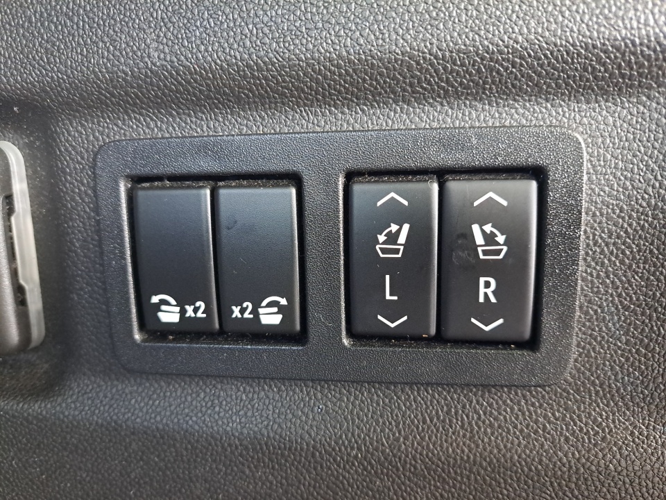 Used 2021 GMC Yukon XL SUV