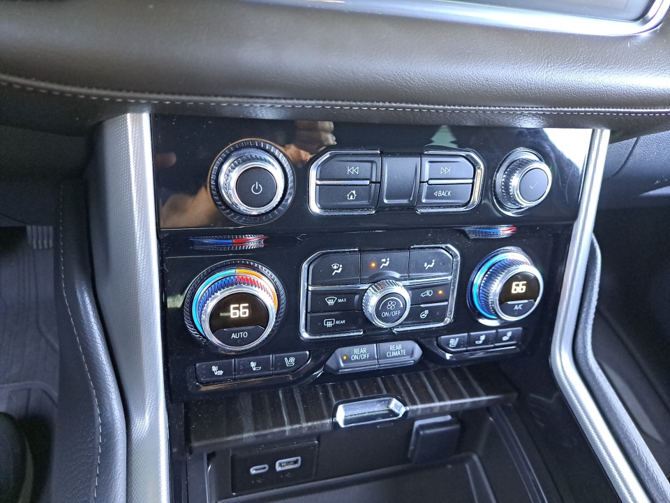 Used 2023 GMC Yukon XL SUV