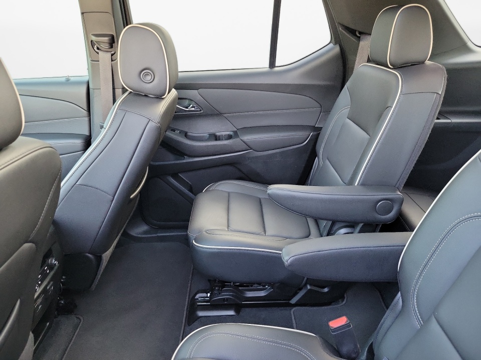 1GNERKKW6PJ330231 2023 Chevrolet Traverse Premier