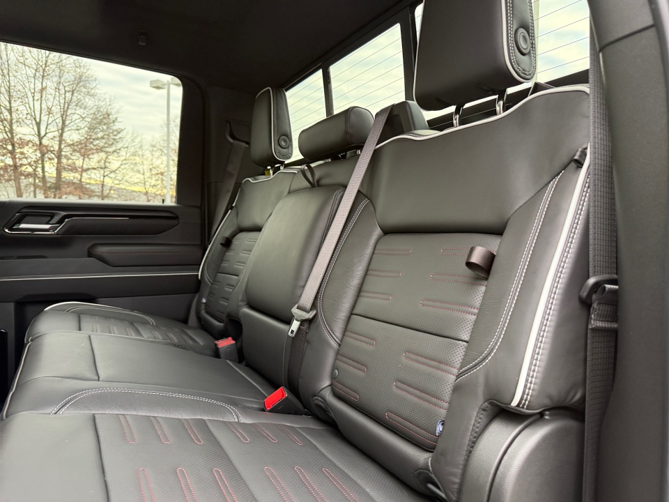 1GT4UZEY2TF182052 2026 GMC Sierra 2500HD Crew Cab, Standard Bed, AT4X, 4WD