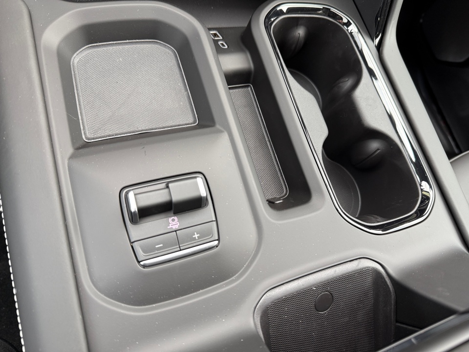 1GT4UZEY2TF182052 2026 GMC Sierra 2500HD Crew Cab, Standard Bed, AT4X, 4WD