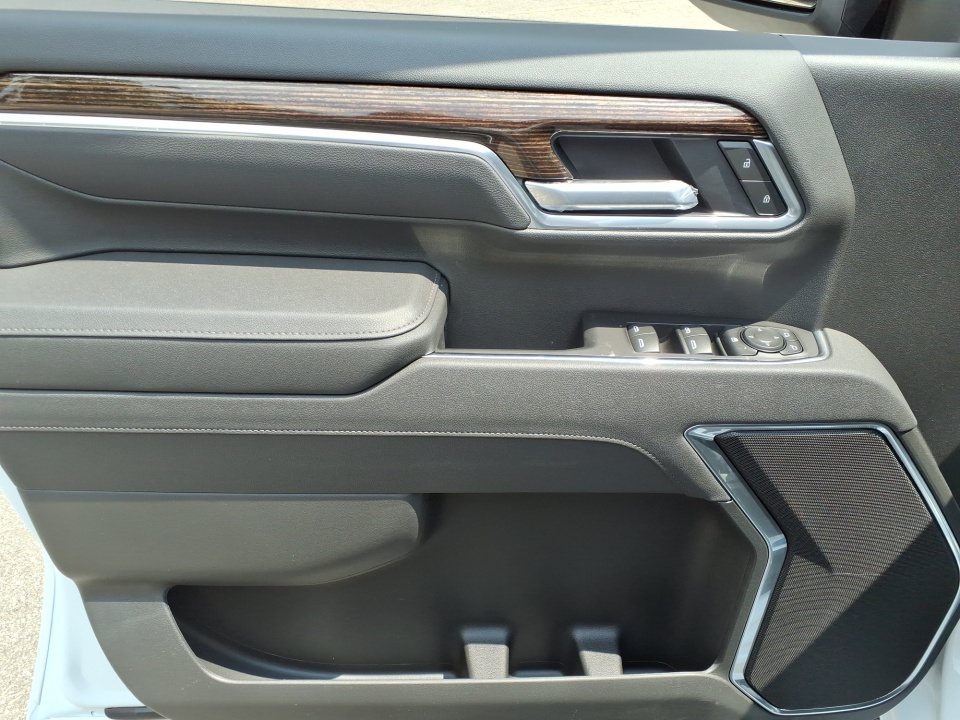 1GT5UME74SF305444 2025 GMC Sierra 2500HD 4WD Double Cab Standard Bed SLE