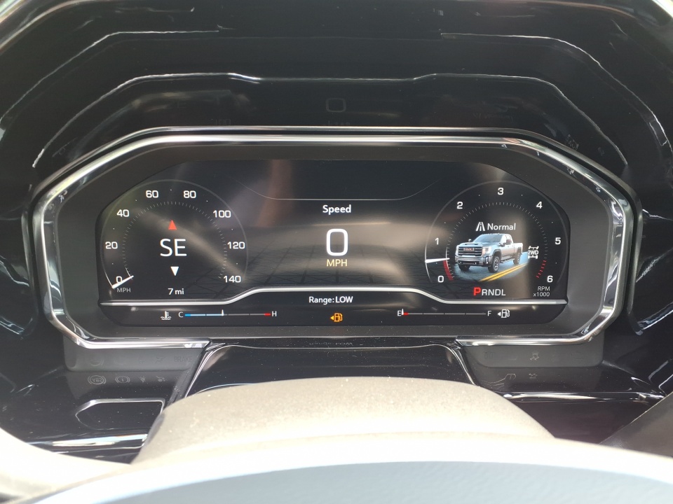 1GT5UME74SF305444 2025 GMC Sierra 2500HD 4WD Double Cab Standard Bed SLE