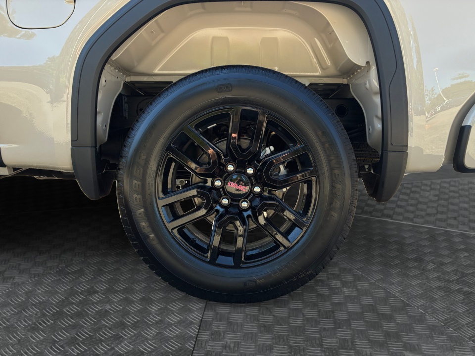 1GTPUAEK3TZ496270 2026 GMC Sierra 1500 Pro
