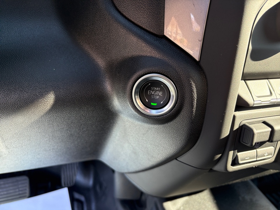 1GTRUAEK6SZ166226 2025 GMC Sierra 1500 4WD Double Cab Standard Box Pro