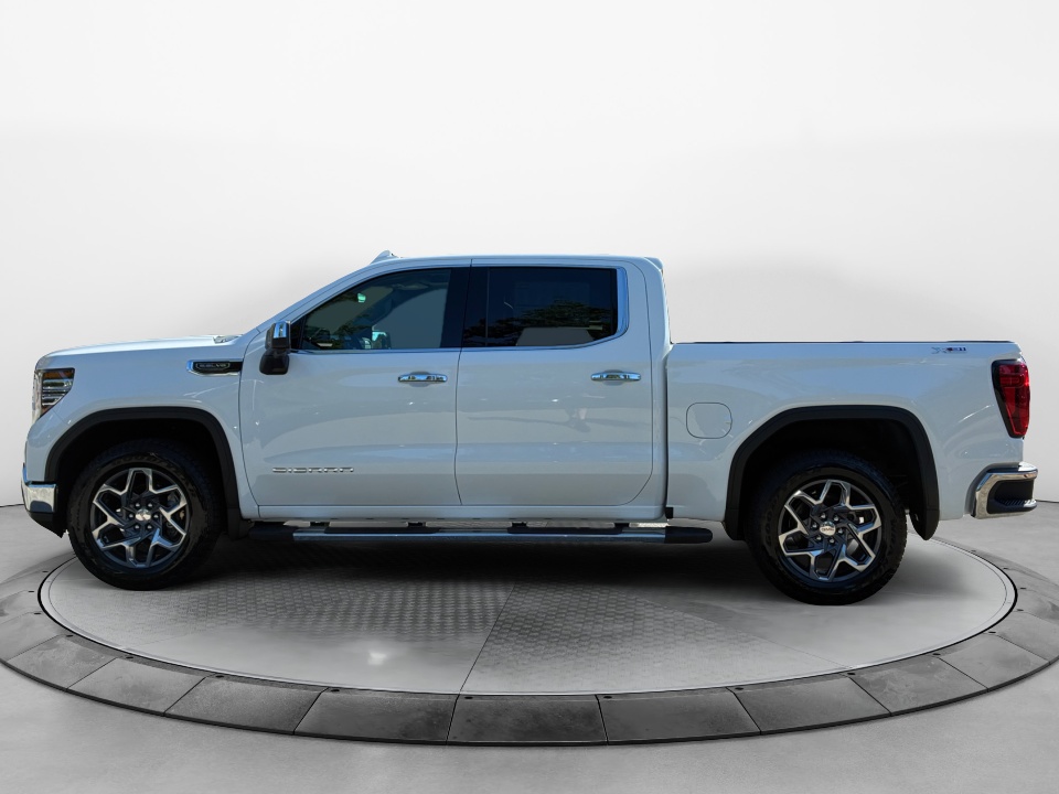 1GTUUDED1TZ481515 2026 GMC Sierra 1500 SLT