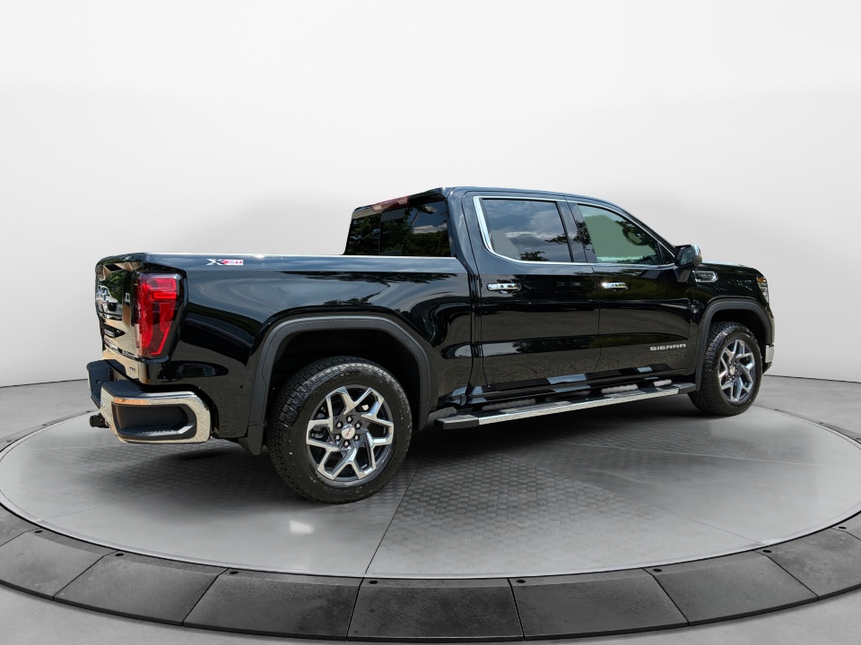 1GTUUDED2TZ406810 2026 GMC Sierra 1500 SLT