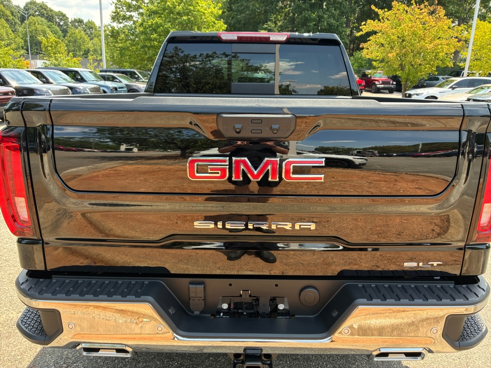1GTUUDED2TZ406810 2026 GMC Sierra 1500 SLT
