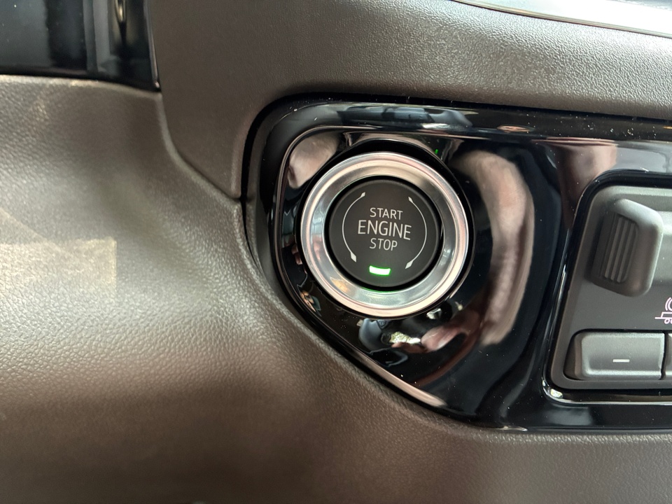 1GTUUDED2TZ406810 2026 GMC Sierra 1500 SLT