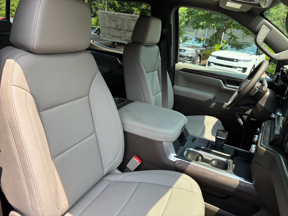 1GTUUDED2TZ406810 2026 GMC Sierra 1500 SLT