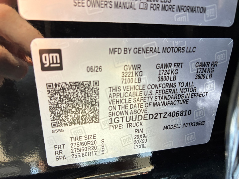 1GTUUDED2TZ406810 2026 GMC Sierra 1500 SLT