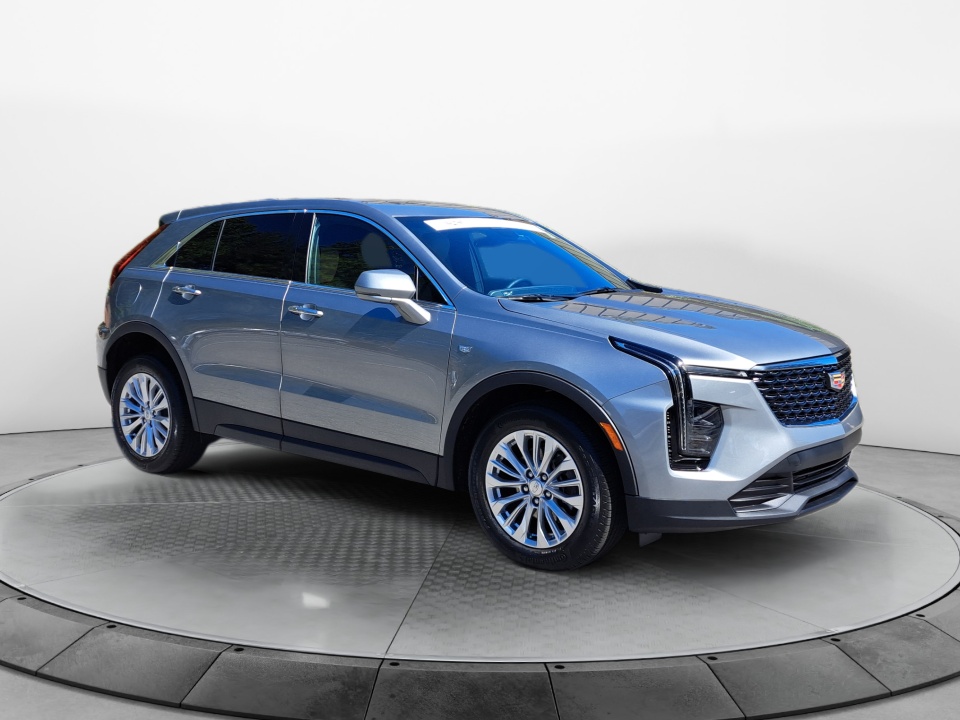  2024 Cadillac XT4 Luxury FWD   
