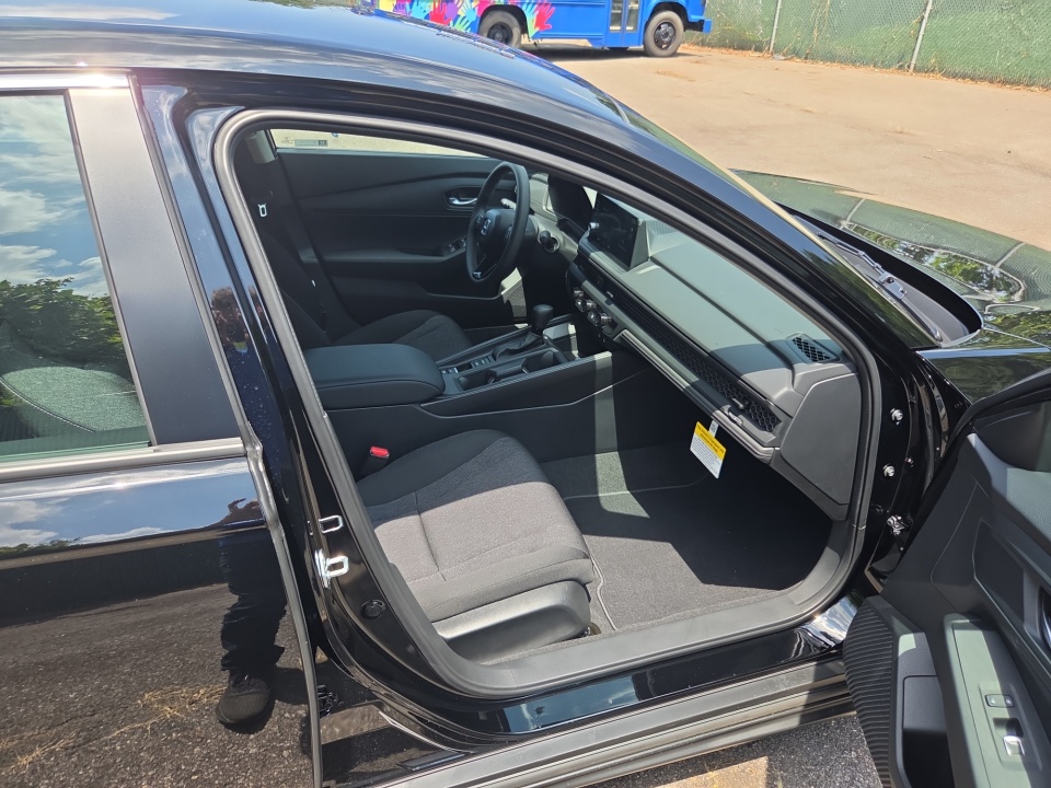 1HGCY1F23TA043610 2026 Honda Accord Sedan LX