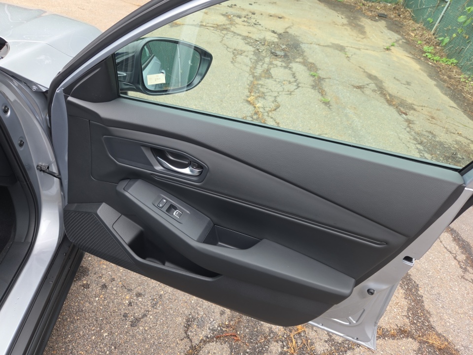 1HGCY1F41TA035006 2026 Honda Accord Sedan SE