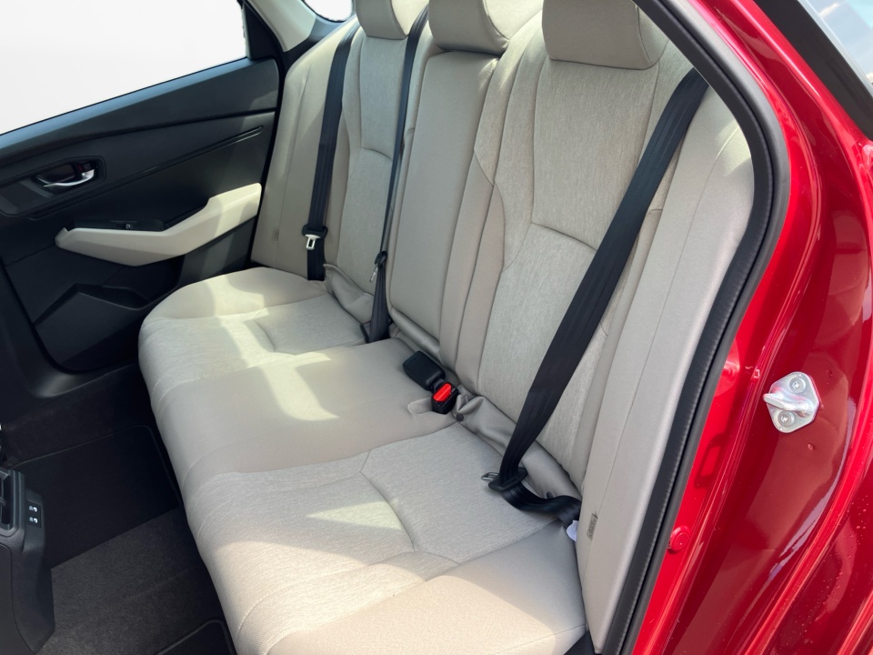 1HGCY1F48TA016761 2026 Honda Accord Sedan SE